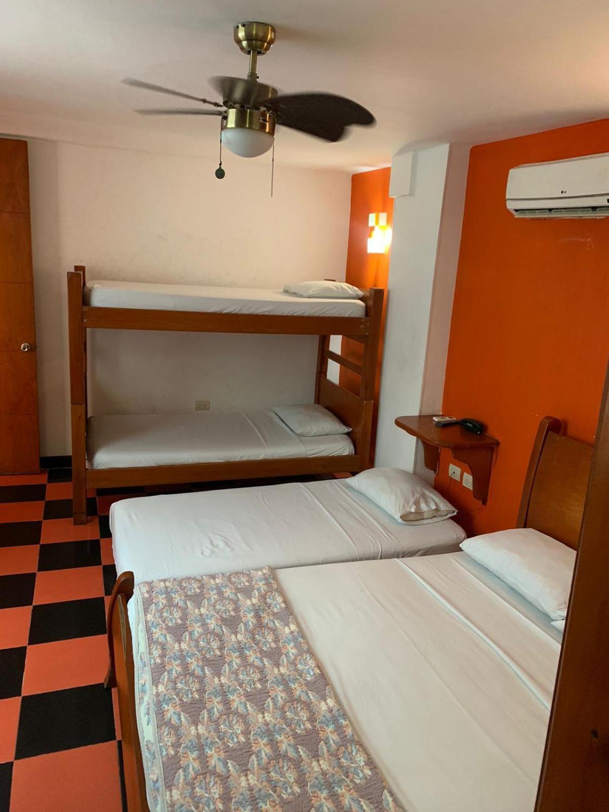 Hotel Bahia Plaza Santa Marta  Exterior photo